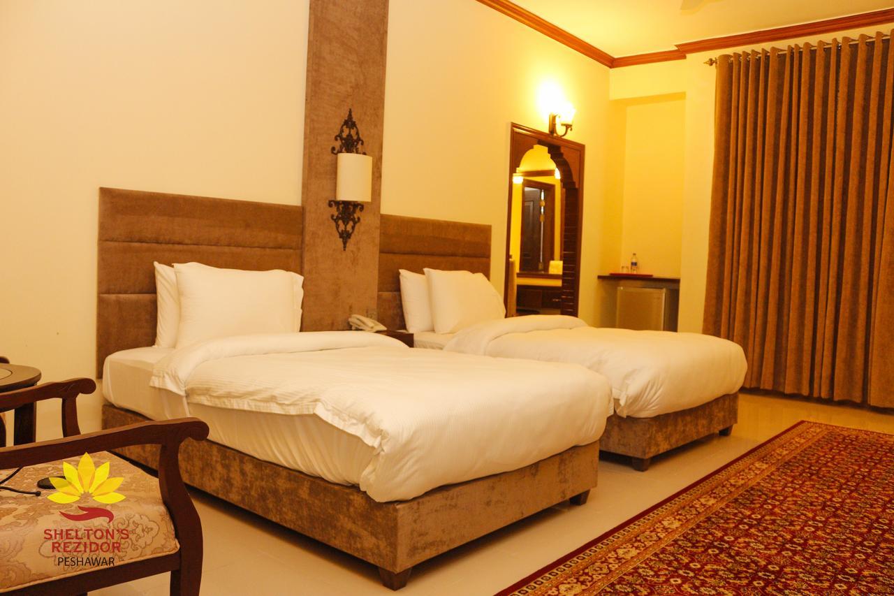 Shelton'S Rezidor Hotell Peshawar Exteriör bild
