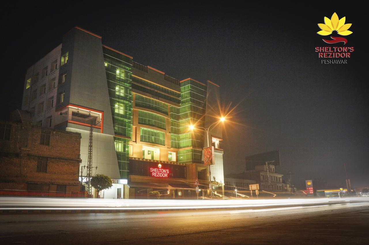 Shelton'S Rezidor Hotell Peshawar Exteriör bild